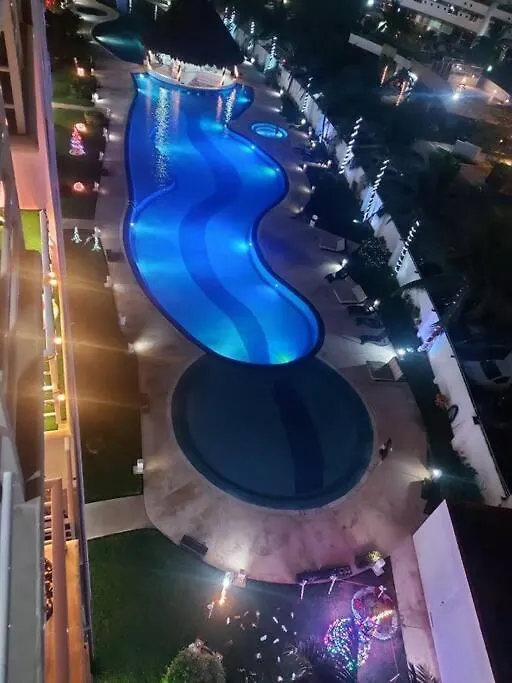 Casa De La Luz Cancun. Amazing Apartment With Stunning Pool In Front Of Mall 0*, Cancun