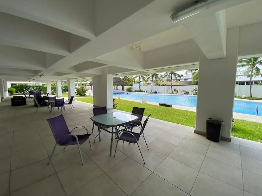 Casa De La Luz Cancun. Amazing Apartment With Stunning Pool In Front Of Mall