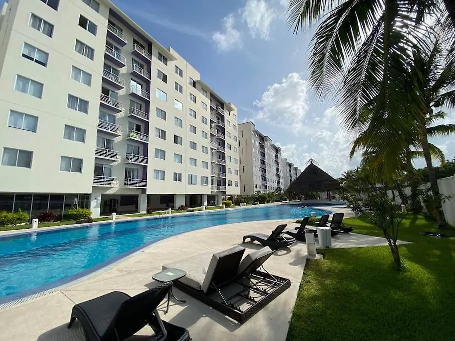 Casa De La Luz Cancun. Amazing Apartment With Stunning Pool In Front Of Mall 0*, Cancun